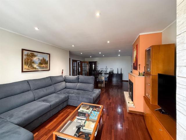 Apartamento venda em Viso de Cima, Matosinhos