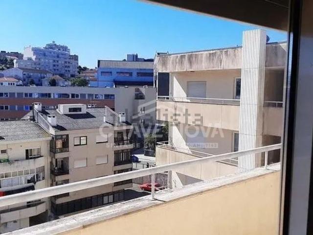 Apartamento venda em Seroa, Porto