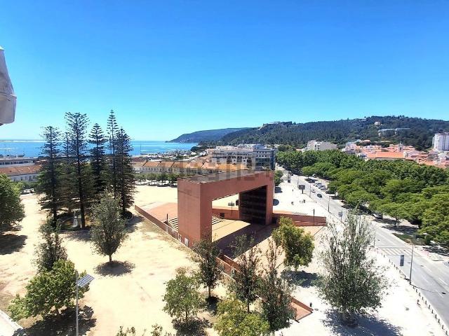 Apartamento alugar em Setúbal