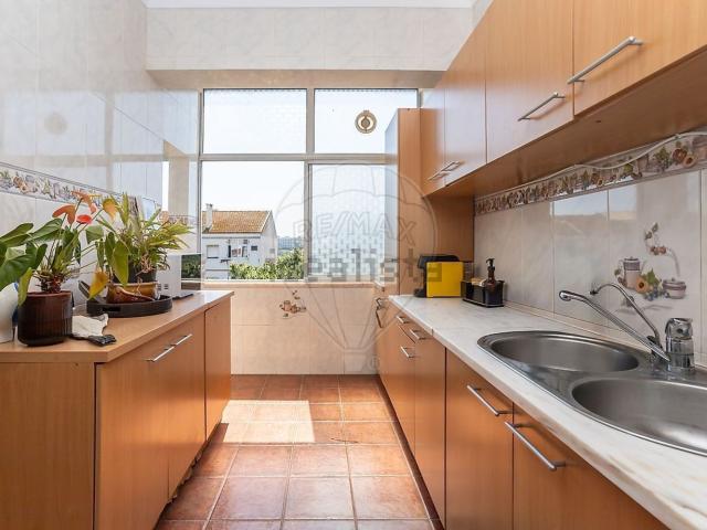 Apartamento venda em Pinheirinhos, Setúbal