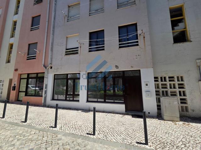 Apartamento alugar em Setúbal
