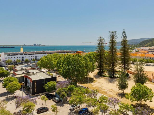 Apartamento alugar em Setúbal