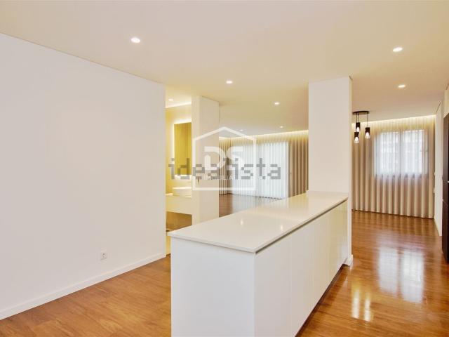 Apartamento venda em Lousada, Porto