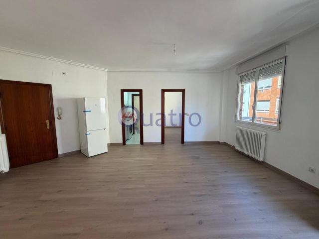 Piso en alquiler en Crucero, León