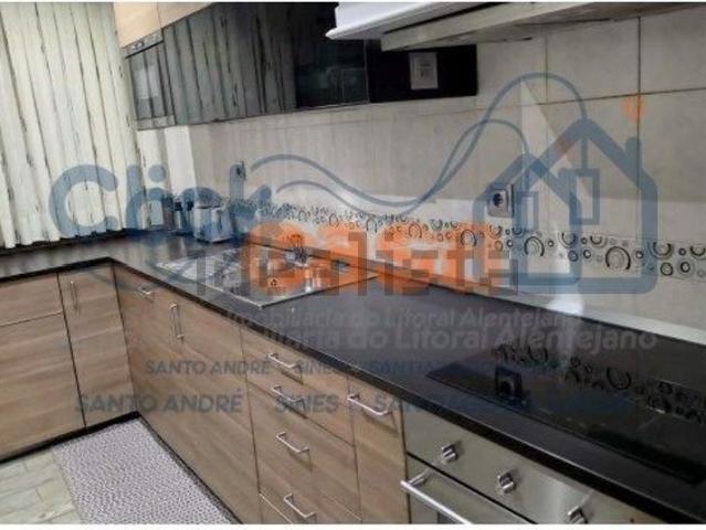 Apartamento alugar em Sines