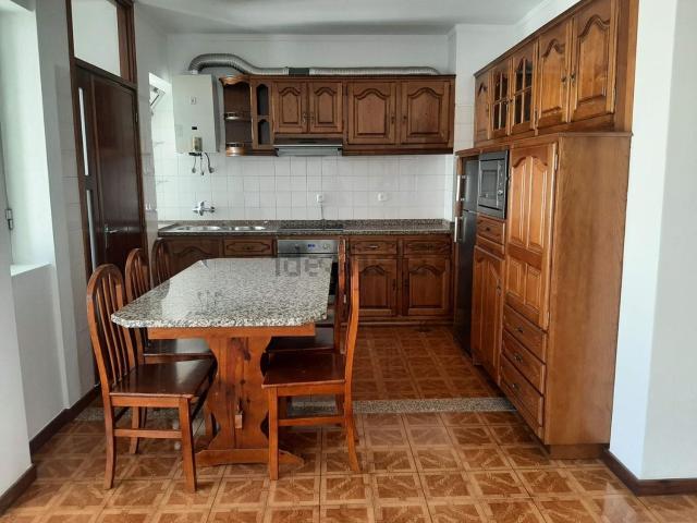 Apartamento alugar em Santa Cecília, Castelo De Paiva