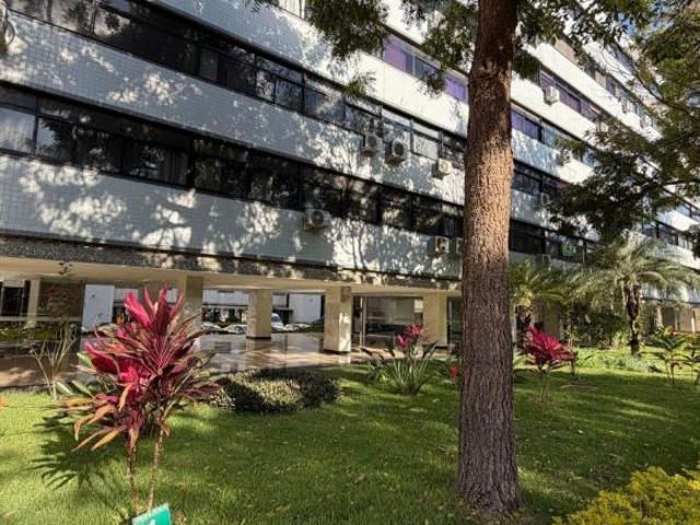 Apartamento venda em Região Geográfica Imediata do Distrito Federal, Região Integrada de Desenvolvimento do Distrito Federal e Entorno