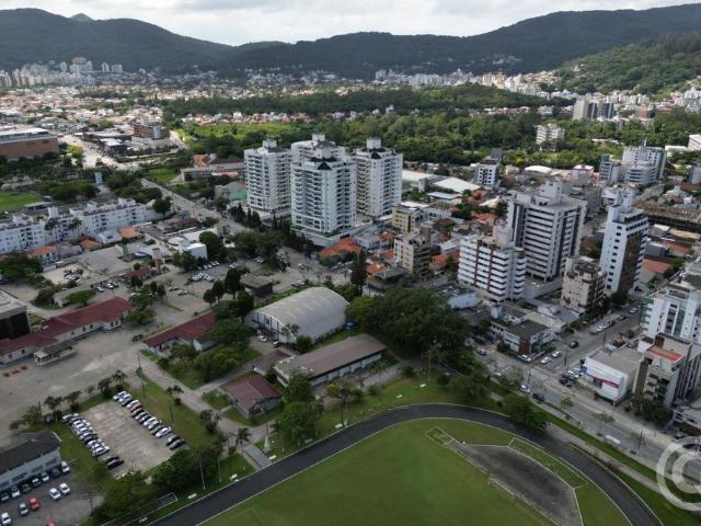 Kitnet aluguel em Região Geográfica Imediata de Florianópolis, Desterro