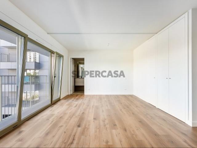 Casa venda em Santa Clara, Lisboa