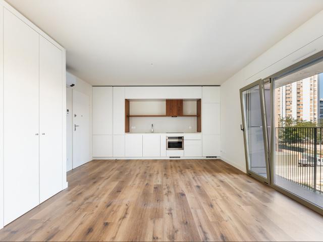 Apartamento alugar em Santa Clara, Lisboa