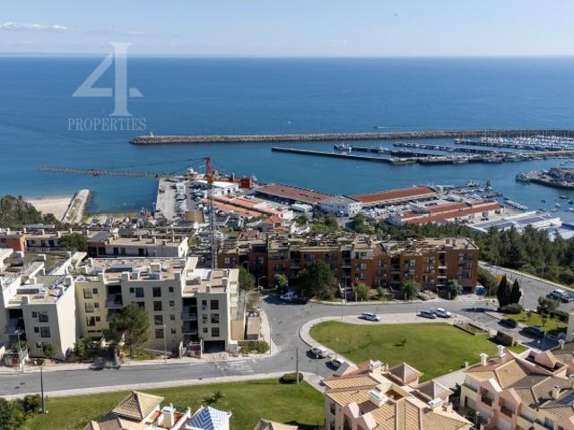 Apartamento venda em Castelo, Sesimbra