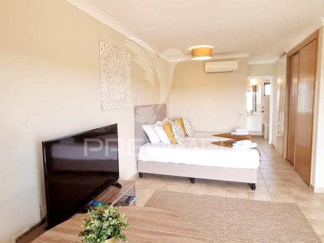 Apartamento venda em Parchal, Faro