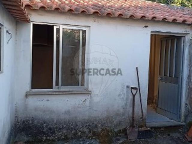 Casa venda em Pederneira, Leiria