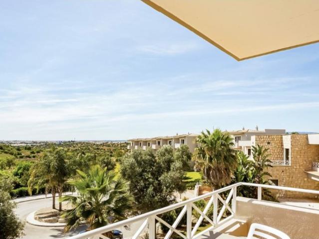 Apartamento venda em Estômbar, Faro