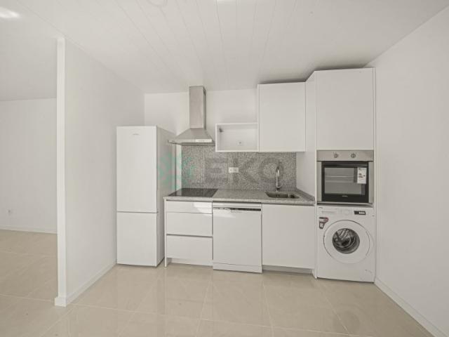 Apartamento alugar em Moita, Alhos Vedros