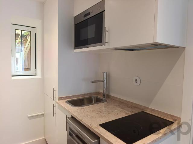 Apartamento alugar em Estrela, Lisboa
