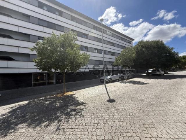Apartamento alugar em Santiago Dos Velhos, Lisboa