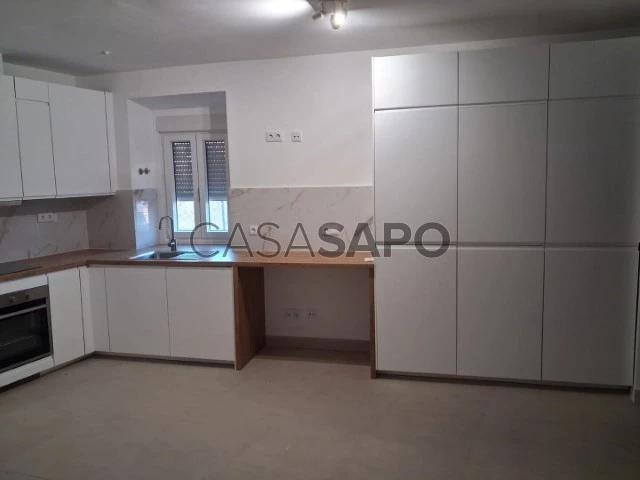 Apartamento alugar em Santo Condestável, Lisboa
