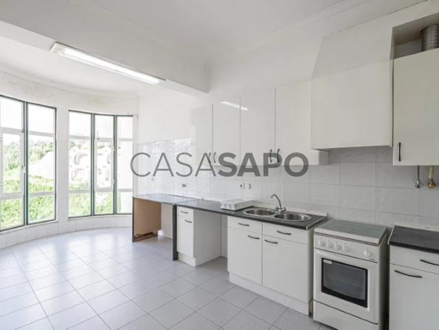 Apartamento alugar em Quinta do Lambert, Lisboa
