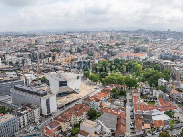 Apartamento alugar em Bairro dos Poetas, Porto