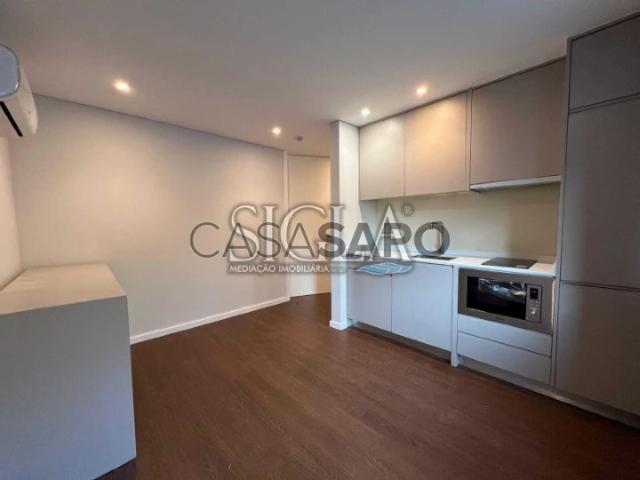 Apartamento alugar em Porto, Lordelo Do Ouro