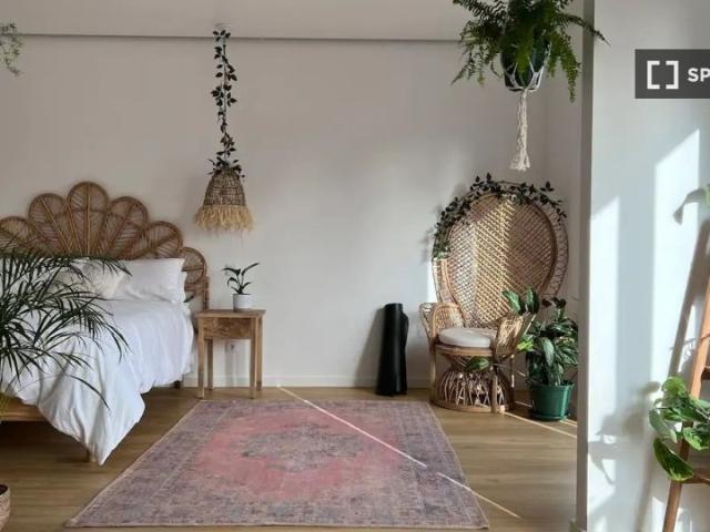 Estúdio alugar em Bairro do Campo da Bola, Almada