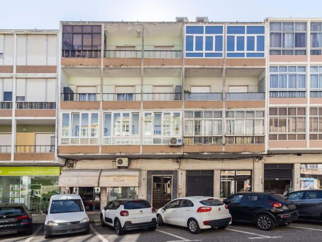 Apartamento venda em Damaia, Amadora