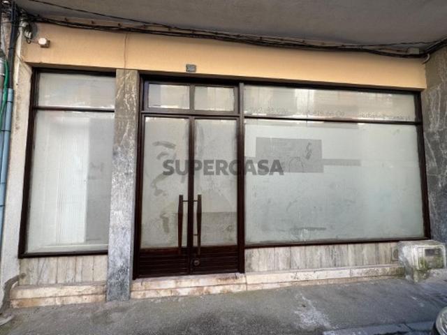 Armazém venda em Peniche, Leiria