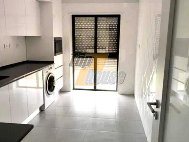 Apartamento venda em Almada, Setúbal