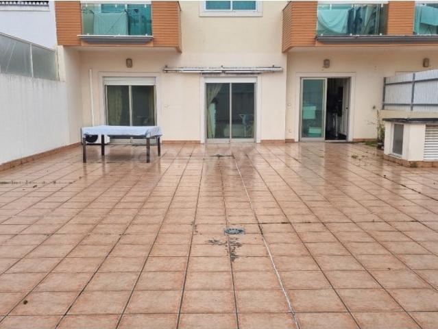Apartamento venda em Almada, Setúbal