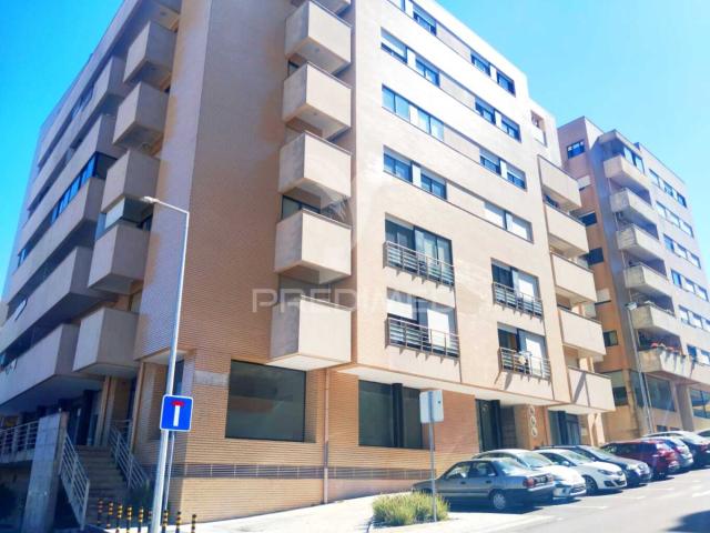 Apartamento venda em Lamaçães, Braga