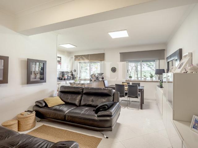 Apartamento venda em Almada, Setúbal