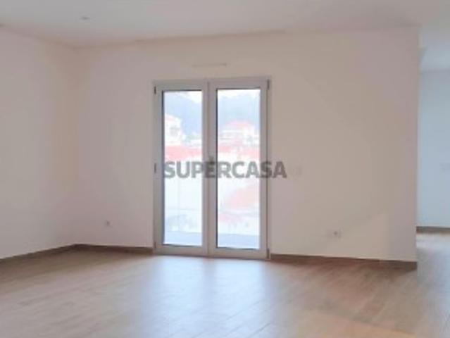 Casa venda em Pederneira, Leiria