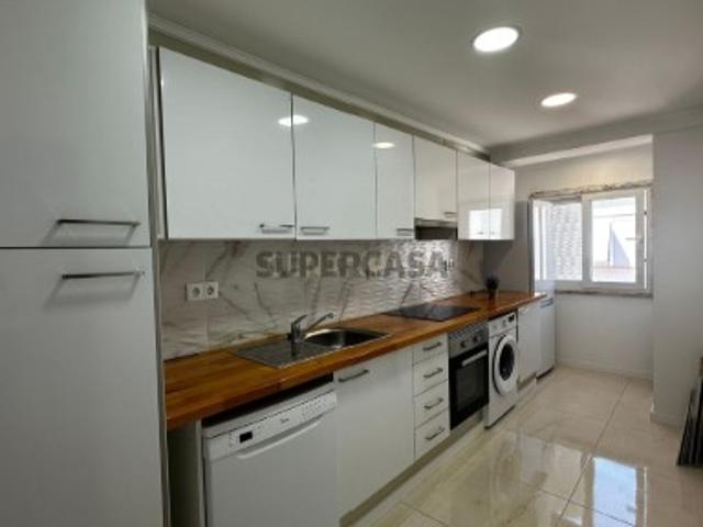 Casa venda em Villa Park, Amadora