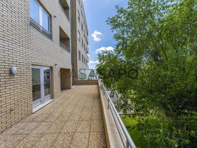 Apartamento alugar em Porto, Lordelo Do Ouro