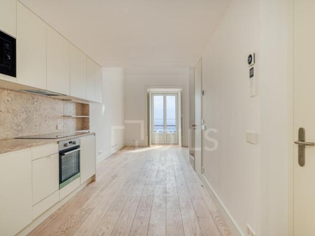 Apartamento venda em São Vicente, Lisboa