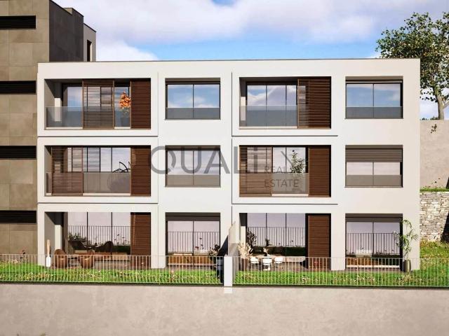 Apartamento venda em Estreito de Câmara de Lobos, Câmara De Lobos
