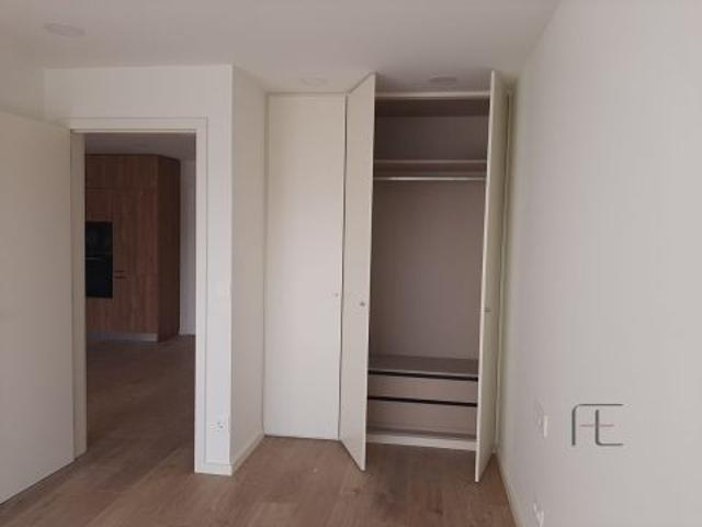 Apartamento alugar em Vila Nova De Gaia, Devesas