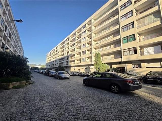 Apartamento alugar em Braga (São José de São Lázaro e São João do Souto), Braga