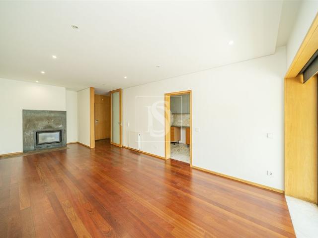 Apartamento alugar em Nova Sintra, A Ver-o-mar