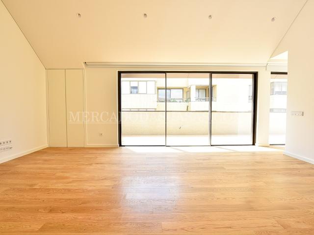 Apartamento alugar em Espinho