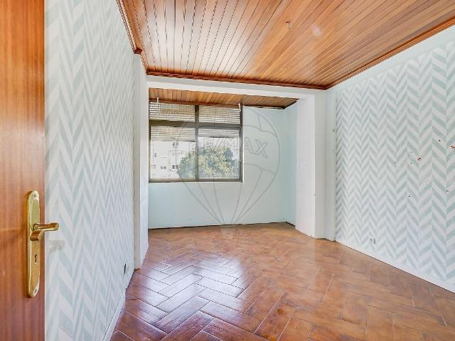 Apartamento venda em Urbanização da Atalaia, Amadora