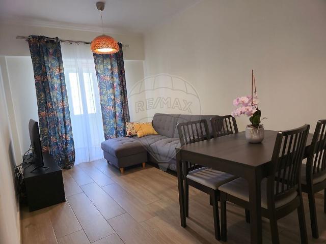 Apartamento venda em Damaia de Baixo, Amadora