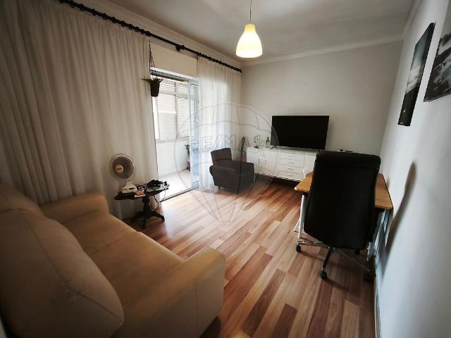 Apartamento venda em Damaia de Baixo, Amadora