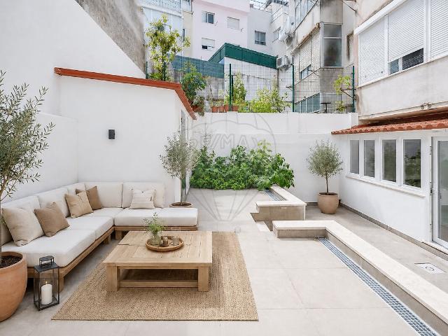 Apartamento venda em Bairro do Rego, Lisboa