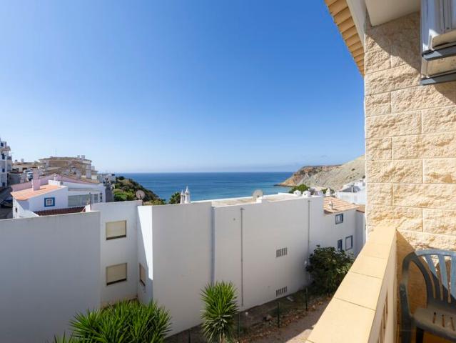 Apartamento venda em Vila Do Bispo