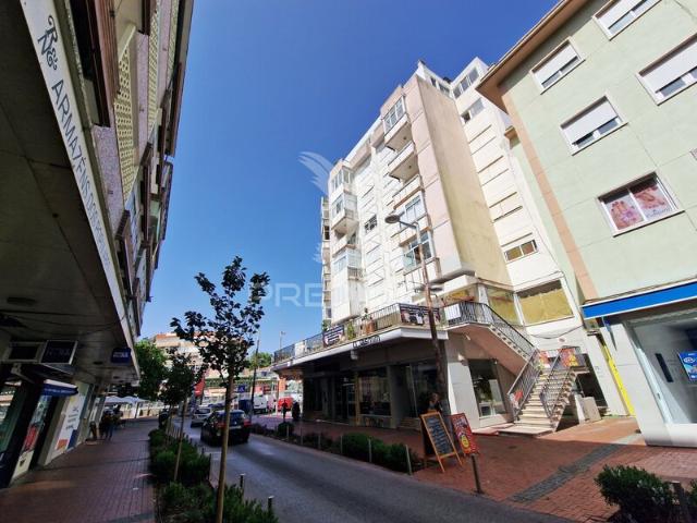 Apartamento venda em Amadora, Lisboa