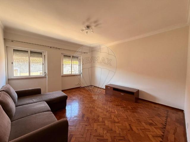 Apartamento venda em Bairro das Loureiras, Santiago Dos Velhos
