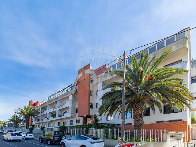 Apartamento venda em Massamá, Massamá e Monte Abraão