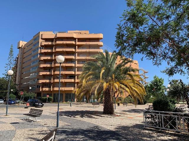 Apartamento venda em Quarteira, Loulé